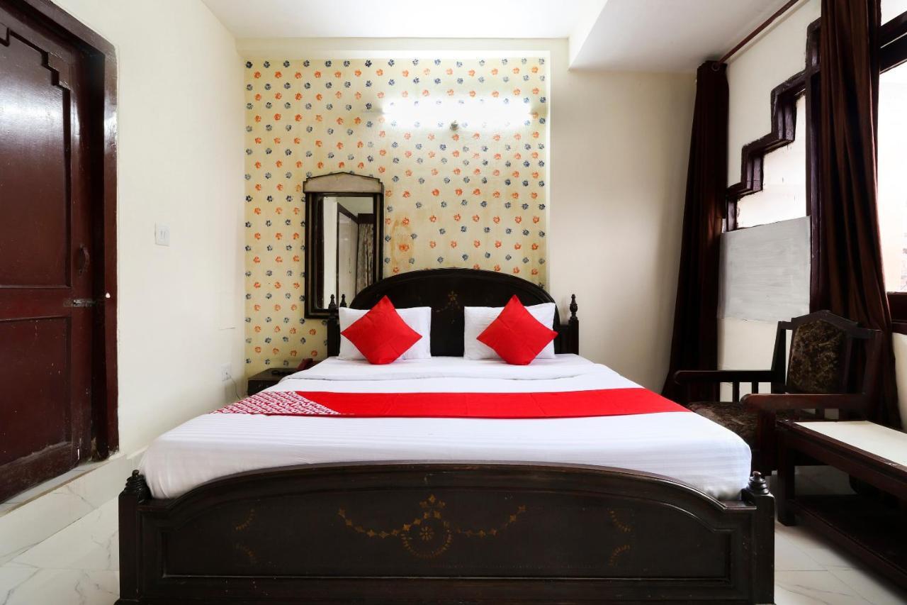 Oyo 40431 Hotel Amar Prem Lucknow Exterior foto